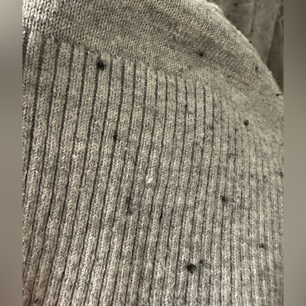 Lou & Grey Speckled Knit Cut Out Back Sweater - Picture 11 of 11